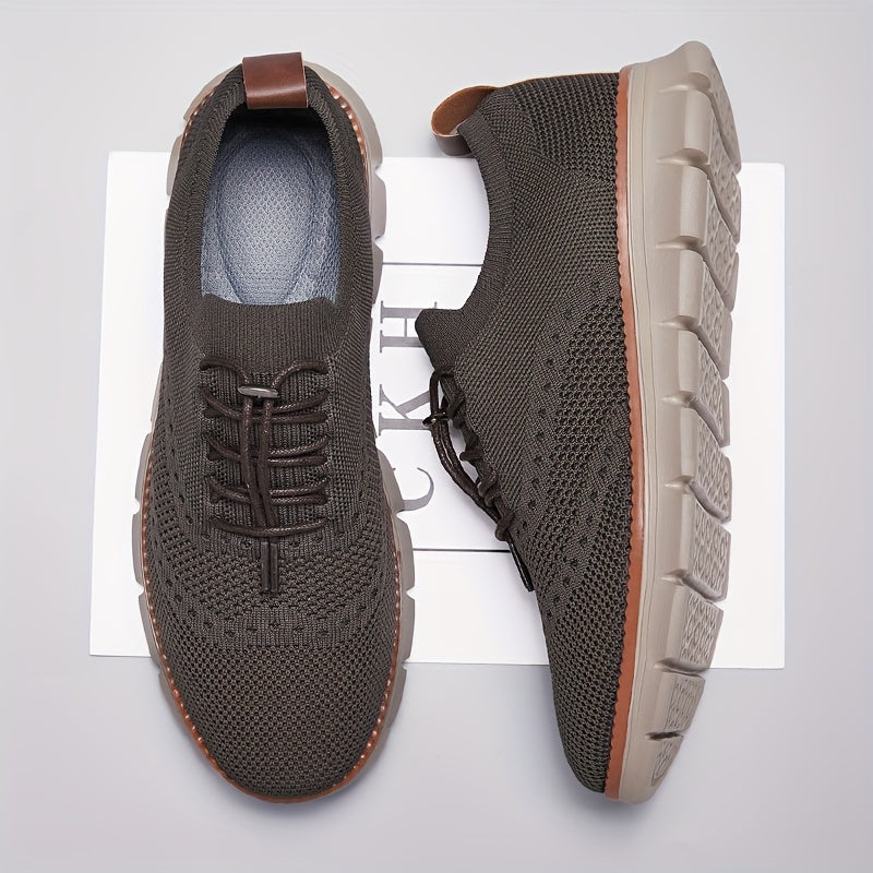 Slip-on breathable mesh running sneakers