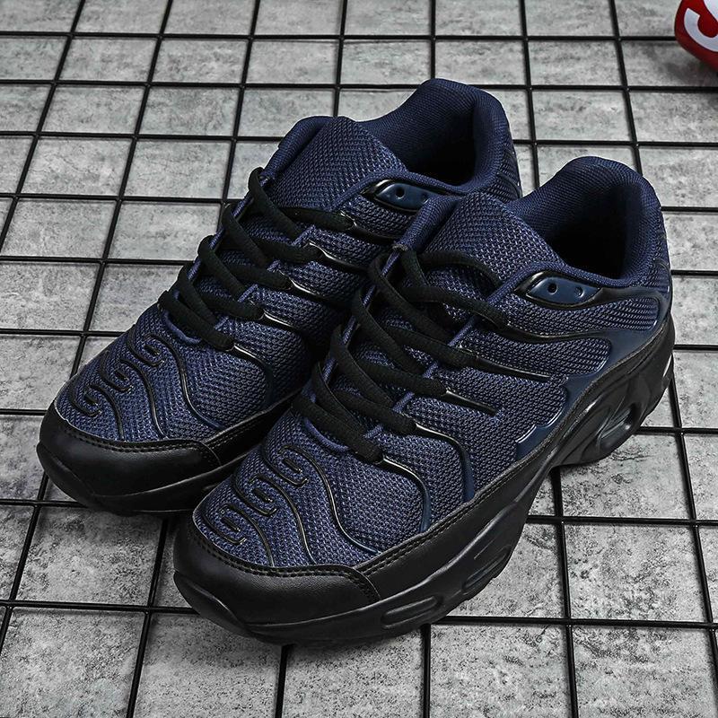 Men's Flyknit Breathable Elastic Air Cushion Sneakers