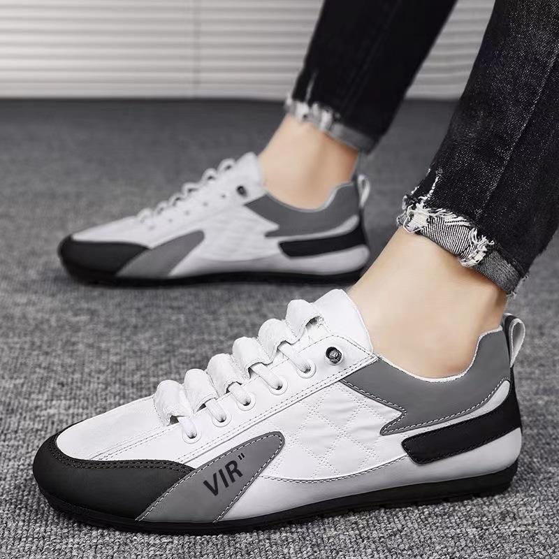 2023 Four Seasons New Casual Fashion All-Match Slip-On Peas Shoes Lightweight Comfortable Breathable Sneakers