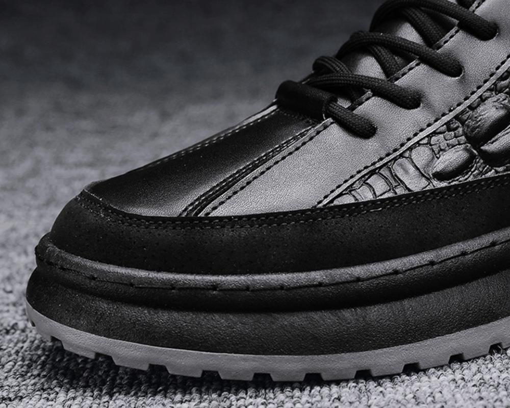 Fashion waterproof non-slip crocodile leather work board shoes