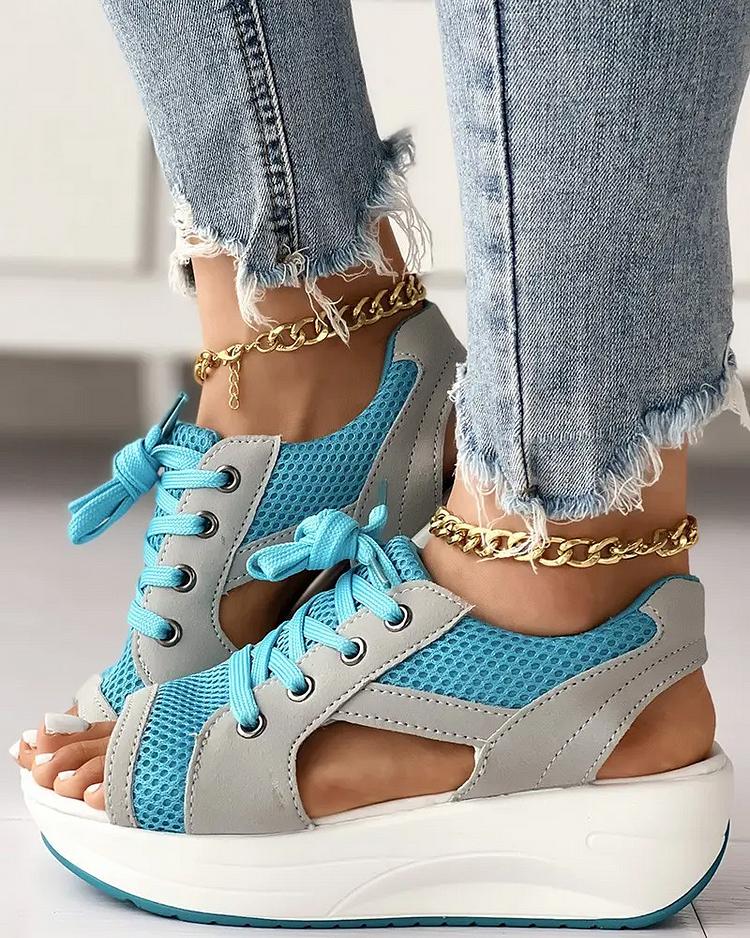 CONTRAST PANELED CUTOUT LACE-UP MUFFIN SANDALS