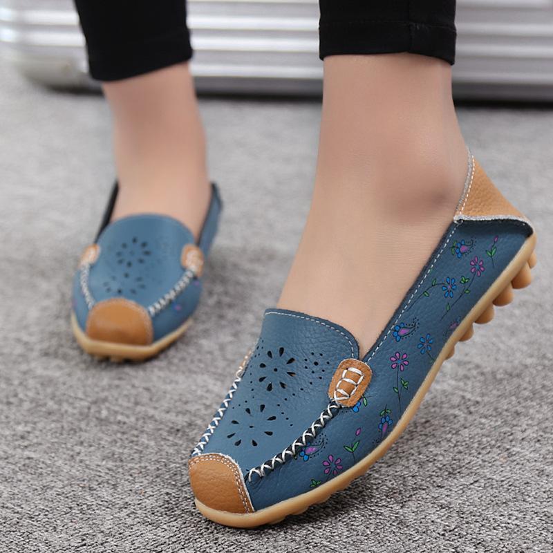 Ladies casual flat shoes