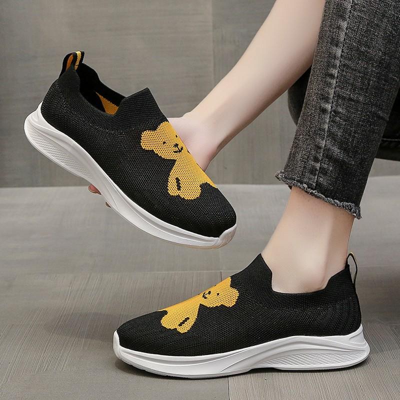 Cute bear fly-knit breathable sneakers