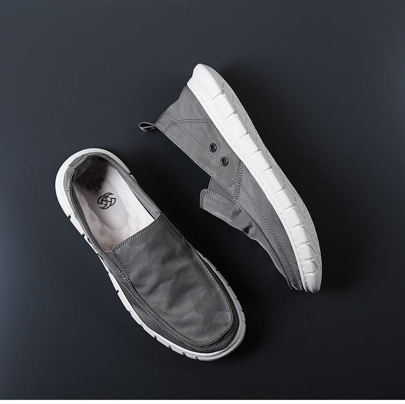 New Summer Men's Casual Shoes Fashion Breathable Canvas Loafers Slip on Men Boat Shoes Sneakers Lightweight Soft