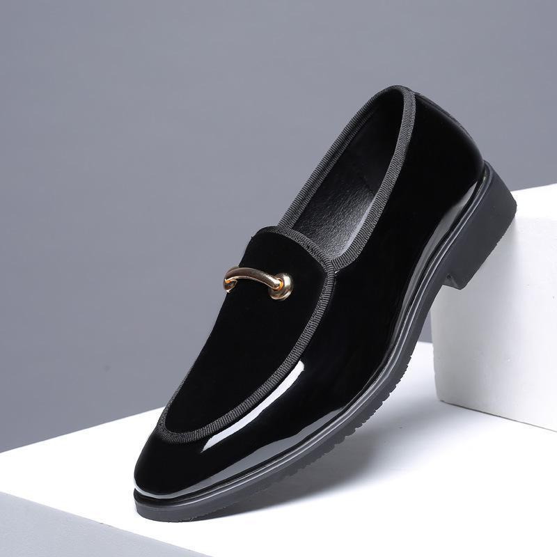 Men's Casual Fashion Metal Accessories Slip On Leather Shoes